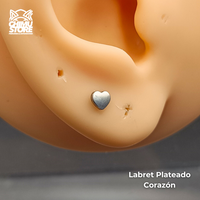 Labret Push Pin Titanio G23 - Corazón Plateado 4mm (1,2mm;8mm) (16G)