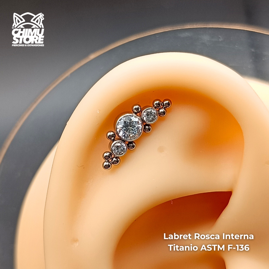 Labret Titanio ASTM F-136 - Cluster 3 Zirconias y Cuentas (1,2mm;8mm) (16G)