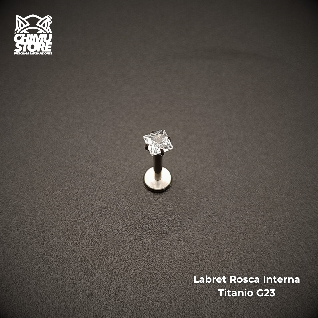 NEW Labret Titanio G23 - Prong Set Zirconia Cuadrada (1,2mm;8mm) (16G)